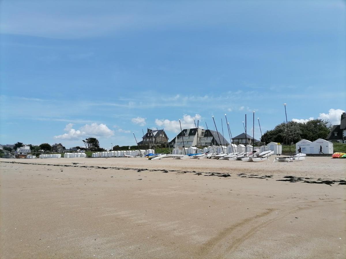 Maison Familiale Proche De La Mer Lancieux Luaran gambar